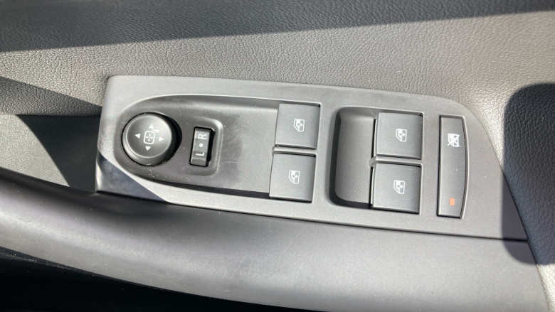 Vauxhall Astra 1.2 Turbo 145 Griffin Edition 5dr Petrol Hatchback